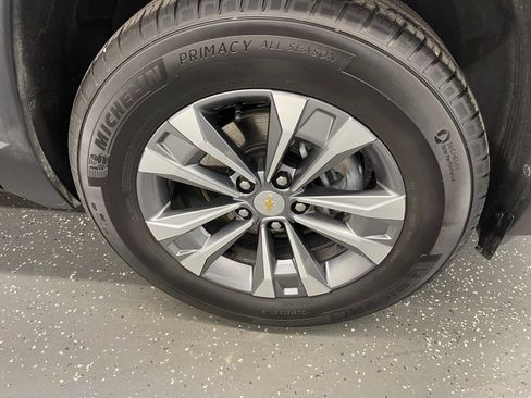 Used 2025 Chevrolet Equinox LT image 18