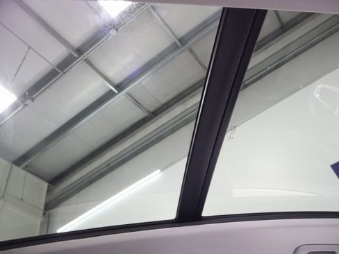 Used 2020 Audi Q5 e Prestige w/ Prestige Package image 26