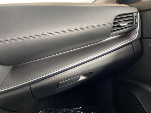Used 2023 Nissan Rogue SV w/ SV Premium B Package AWD/4WD image 30