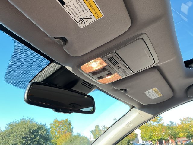 Used 2021 Honda CR-V Touring image 22