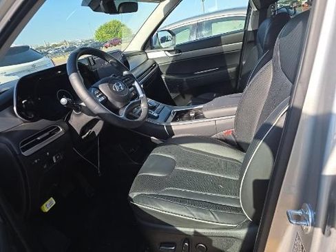 Used 2025 Hyundai Palisade SEL FWD image 10