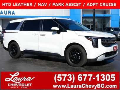 Used 2025 Kia Carnival LXS 4D Passenger Van