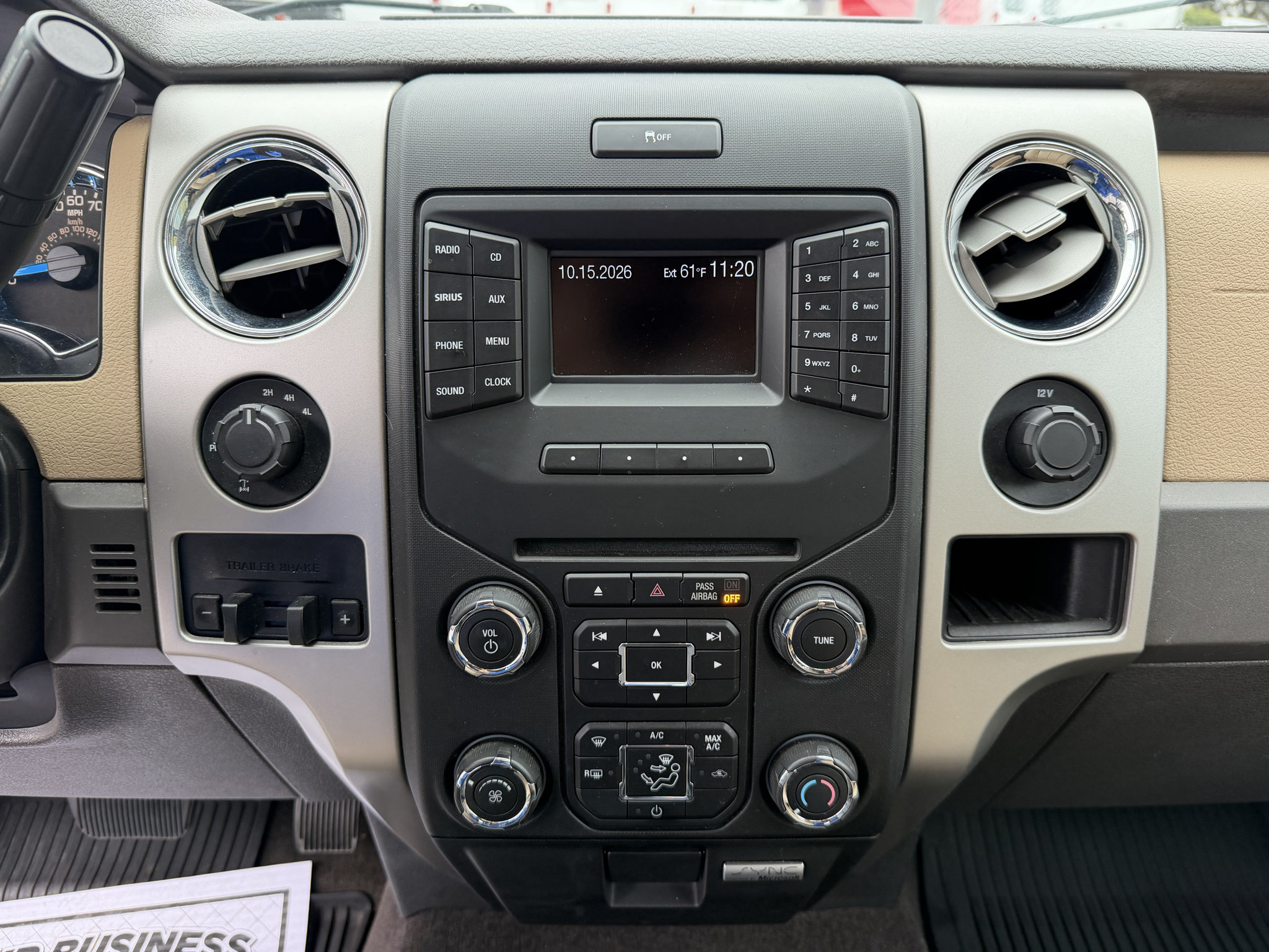 Used 2014 Ford F150 XLT w/ Equipment Group 302A Luxury AWD/4WD image 10