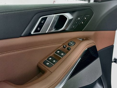 New 2026 BMW X5 xDrive50e AWD/4WD image 18