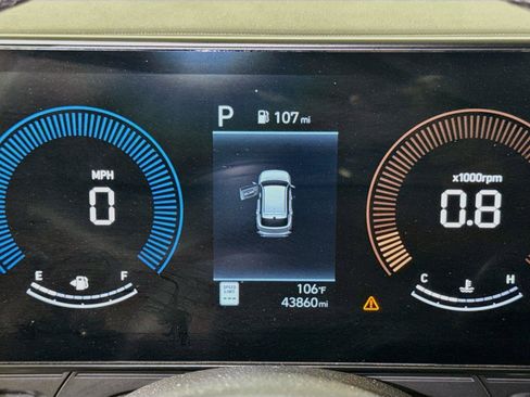 Used 2025 Hyundai Kona SEL FWD image 10