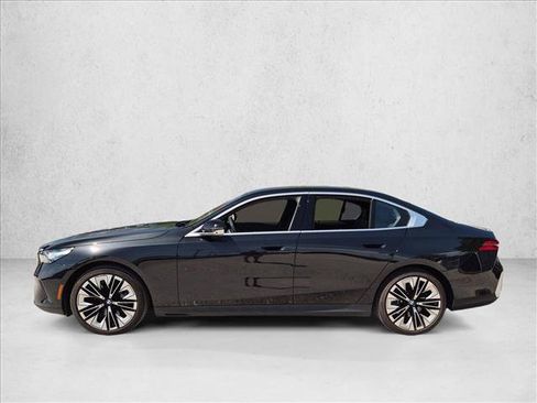 Used 2026 BMW 540i xDrive AWD/4WD image 8