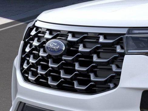 New 2026 Ford Explorer Platinum RWD image 17