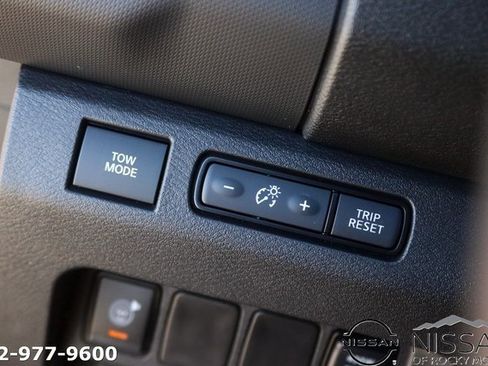 Used 2024 Nissan Frontier SV w/ SV Convenience Package image 22