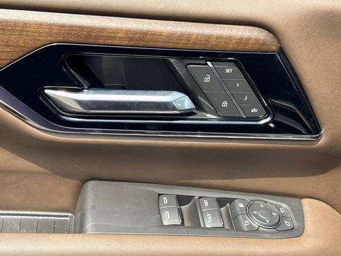 New 2026 GMC Yukon Denali Ultimate AWD/4WD image 15