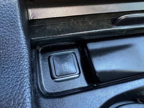 Used 2015 Mercedes-Benz GL 450 4MATIC image 20