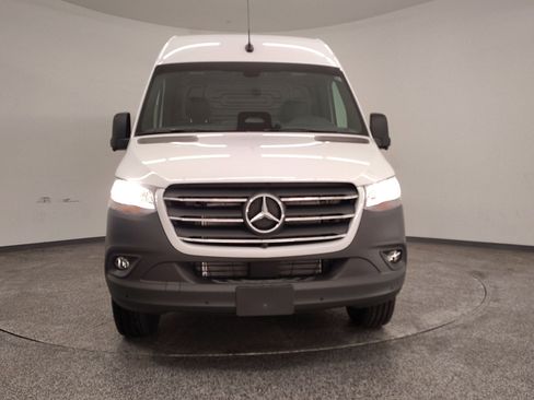 New 2026 Mercedes-Benz Sprinter 2500 image 5