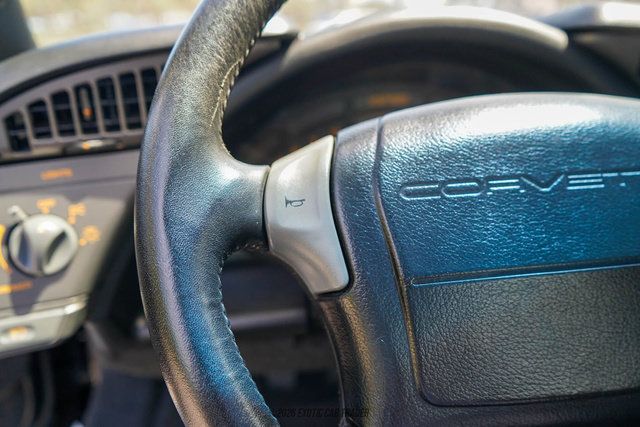 Used 1990 Chevrolet Corvette ZR-1 RWD image 42