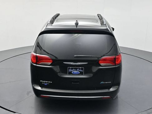 Used 2020 Chrysler Pacifica Limited FWD image 41