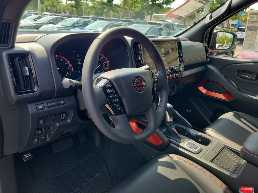 New 2026 Nissan Frontier PRO-4X w/ Pro Premium Package AWD/4WD image 17