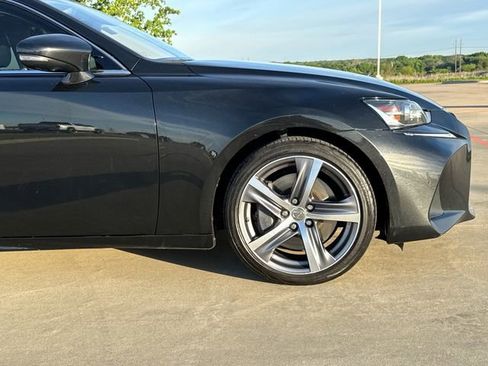 Used 2017 Lexus IS 200t w/ Navigation System Package image 4