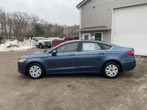 Used 2019 Ford Fusion S image 9
