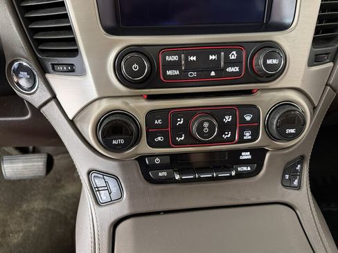 Used 2016 GMC Yukon XL Denali w/ Open Road Package AWD/4WD image 20