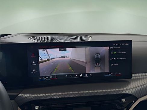 Used 2026 BMW 440i xDrive Convertible w/ Premium Package image 37