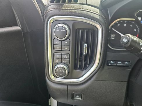 Used 2020 GMC Sierra 1500 AT4 w/ AT4 Premium Package AWD/4WD image 20