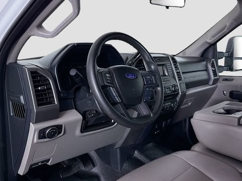 Used 2018 Ford F550 4x4 Crew Cab Super Duty image 9