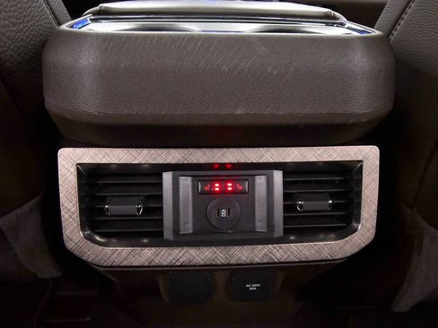Used 2023 Ford F350 King Ranch AWD/4WD image 17
