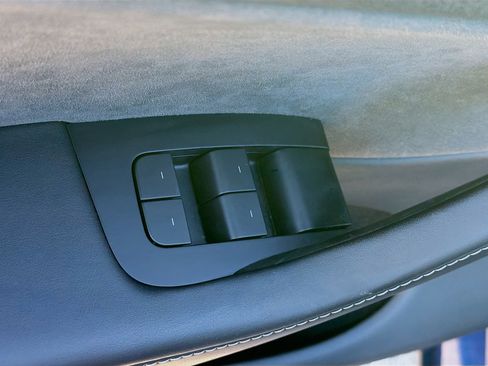 Used 2023 Tesla Model Y Long Range image 22