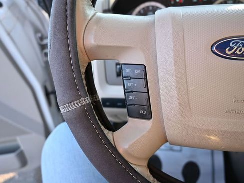 Used 2010 Ford Escape 2WD Hybrid image 18