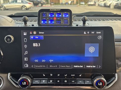 Used 2024 Chevrolet Colorado ZR2 w/ Technology Package image 12