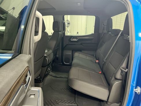 Used 2023 Chevrolet Silverado 1500 RST AWD/4WD image 23