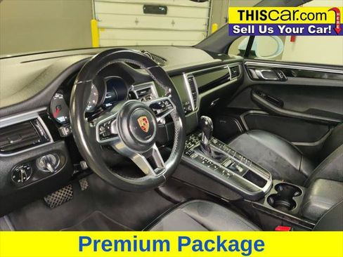 Used 2018 Porsche Macan AWD/4WD image 10