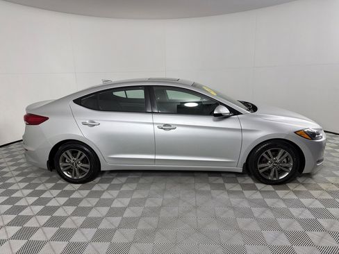 Used 2018 Hyundai Elantra Value Edition FWD image 4