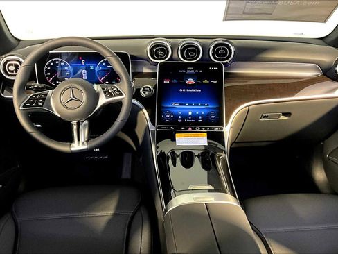 New 2026 Mercedes-Benz GLC 300 4MATIC image 7