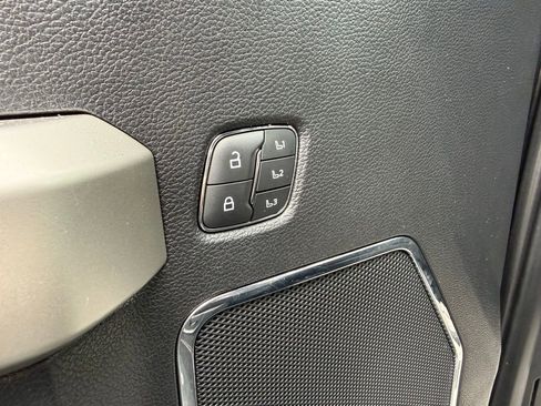 Used 2021 Ford F250 Lariat w/ Lariat Ultimate Package image 17