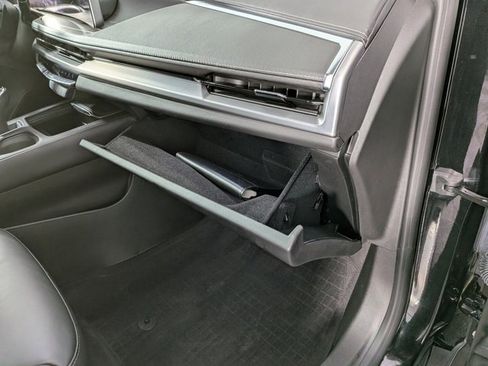 Certified 2024 Cadillac XT4 Premium Luxury w/ Cold Weather Package image 33