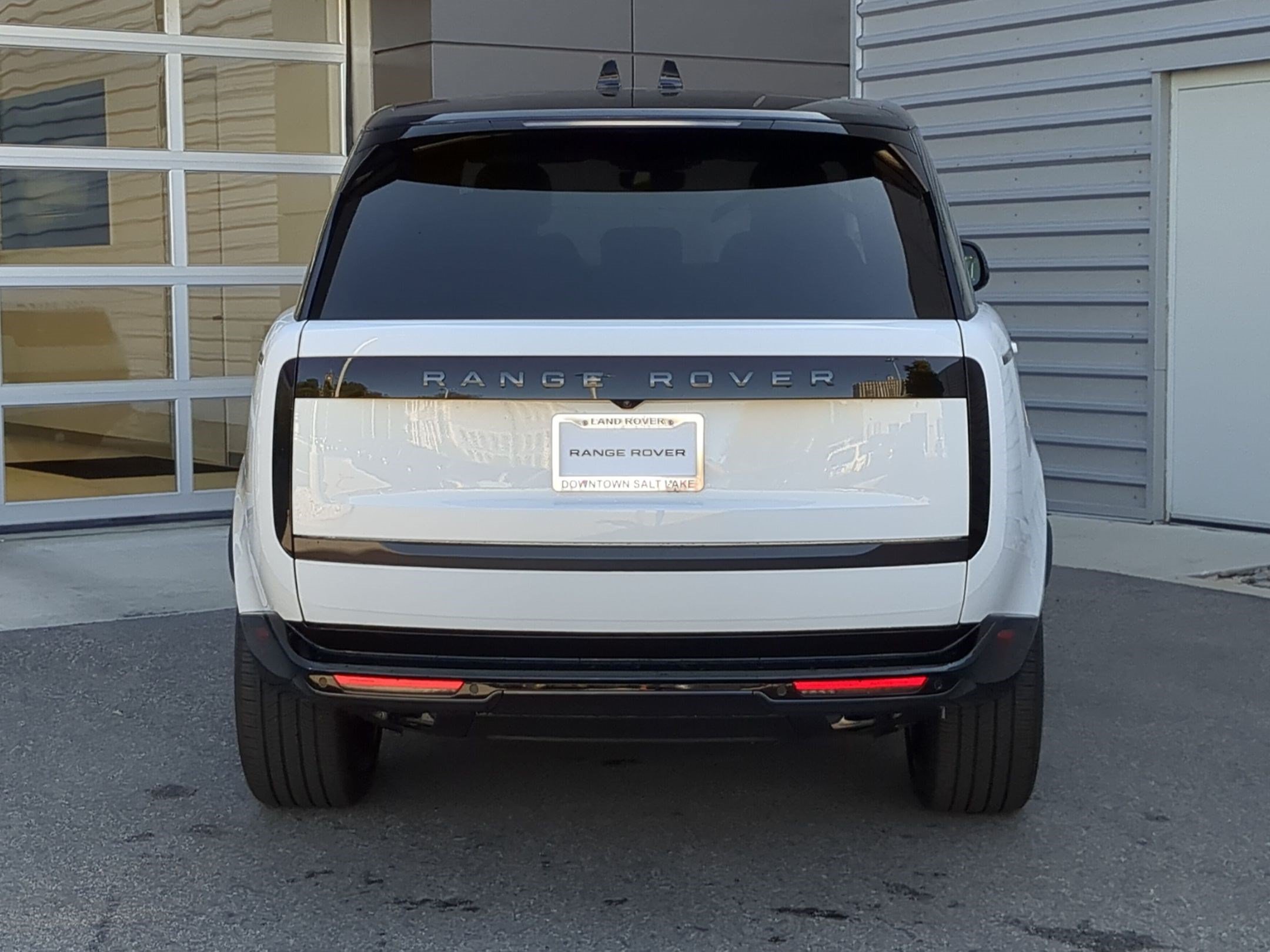 New 2026 Land Rover Range Rover SE AWD/4WD image 6
