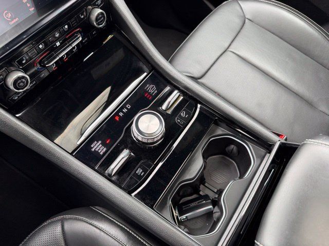 Used 2023 Jeep Grand Cherokee Overland AWD/4WD image 46