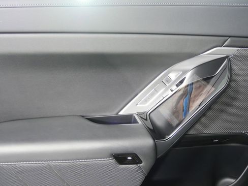 Certified 2024 BMW 740i xDrive image 14