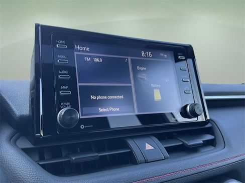 Used 2022 Toyota RAV4 SE image 12