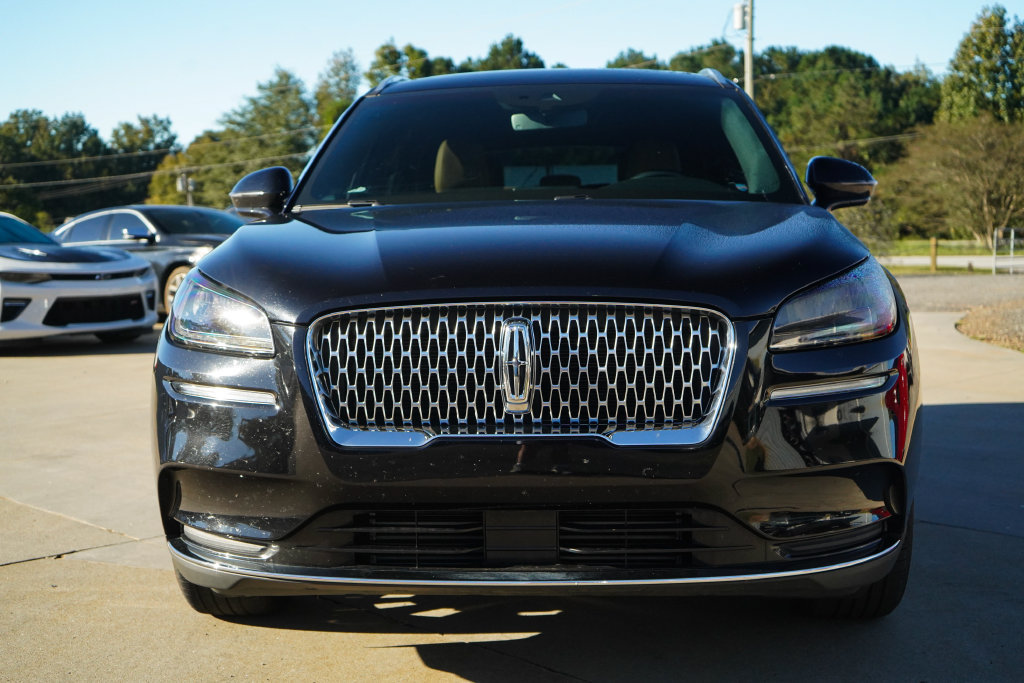 Used 2022 Lincoln Corsair Reserve w/ Elements Package FWD image 16