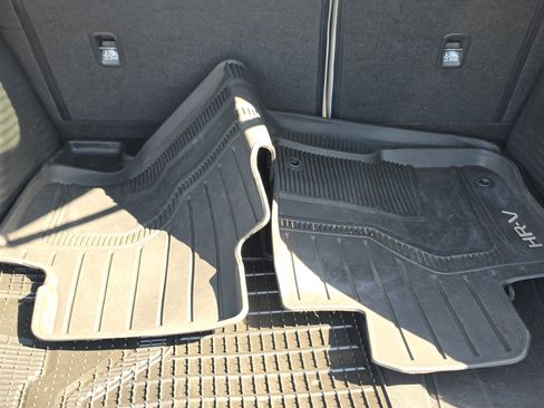 Certified 2023 Honda HR-V EX-L image 6