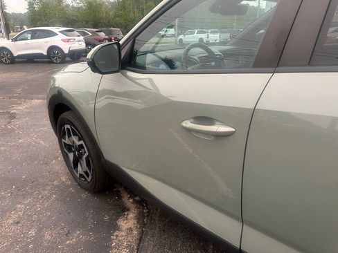 Used 2023 Hyundai Santa Cruz Limited AWD/4WD image 11