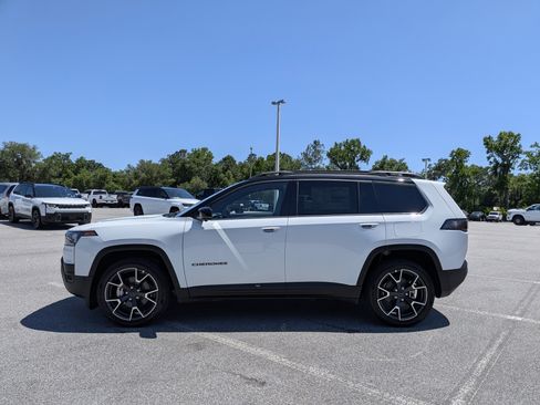 New 2026 Jeep Cherokee Overland AWD/4WD image 6