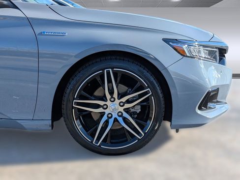 Used 2021 Honda Accord Touring image 12