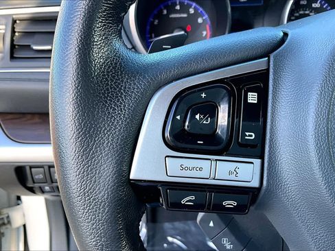 Used 2017 Subaru Outback 3.6R Touring w/ Popular Package #5A image 21