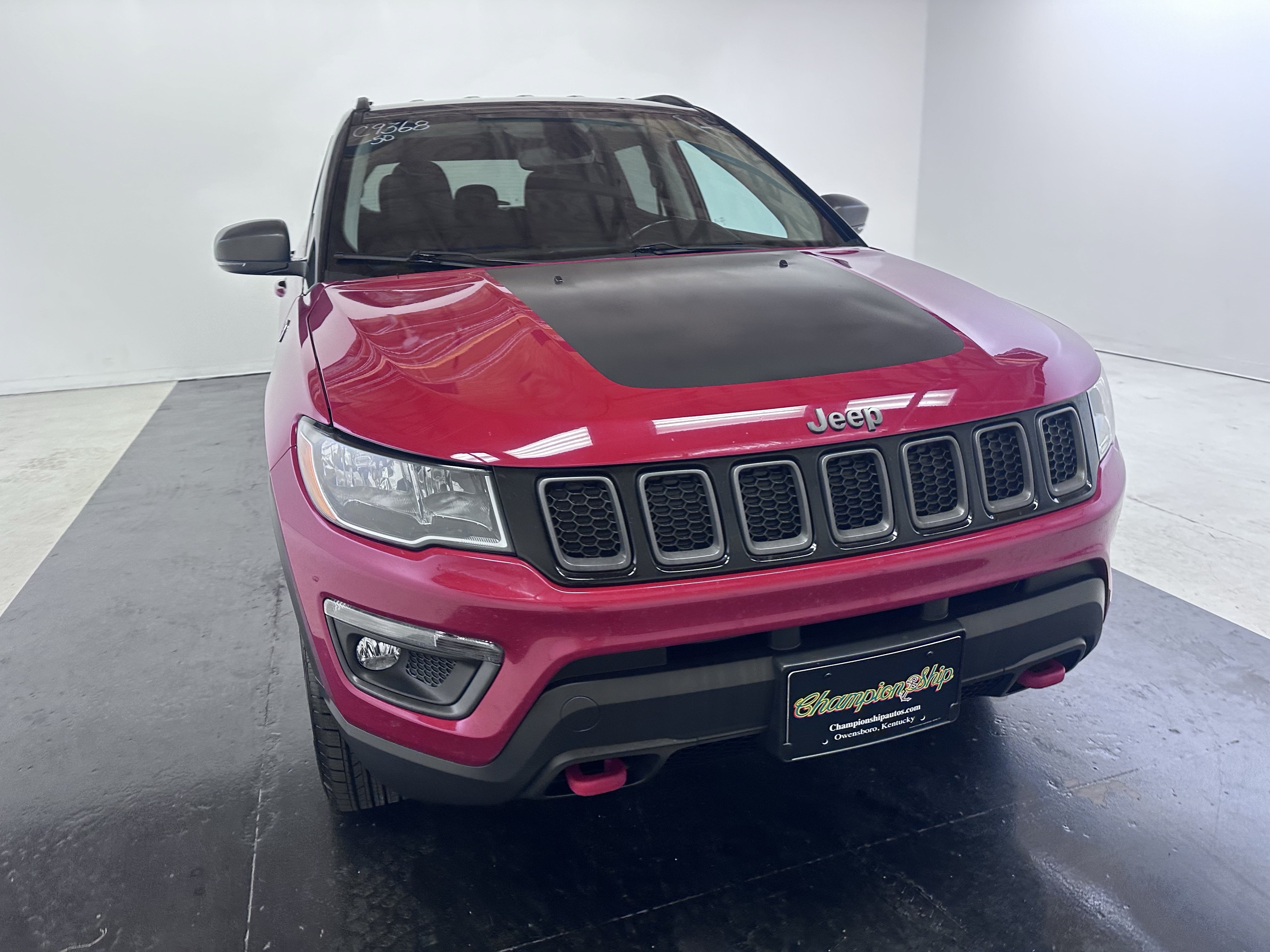 Used 2020 Jeep Compass Trailhawk AWD/4WD image 5