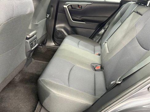 Used 2025 Toyota RAV4 LE image 33