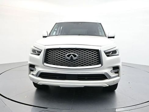 Used 2019 INFINITI QX80 Luxe w/ 22" Wheel Package image 2