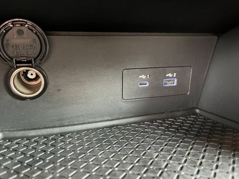 Used 2025 Nissan Pathfinder Rock Creek AWD/4WD image 26