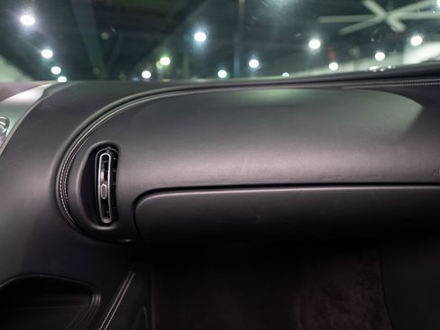 Used 2018 Bugatti Chiron image 27