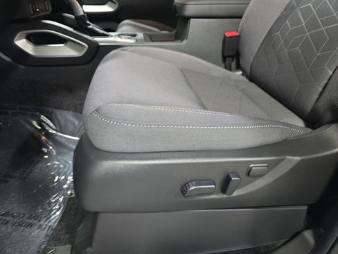 New 2026 Nissan Frontier SV w/ All-Weather Content Package AWD/4WD image 27
